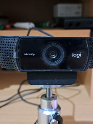 Logi HD 1080 Webcam like new