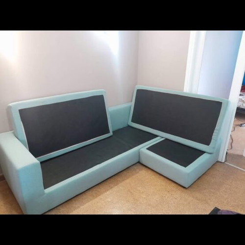 Corner sofa like new with removable corner