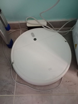 Xiaomi robot vacuum cleaner