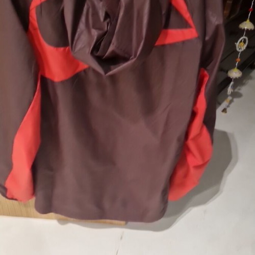 Nike L.F.C. Liverpool jacket like new, waterproof with hood and side pockets