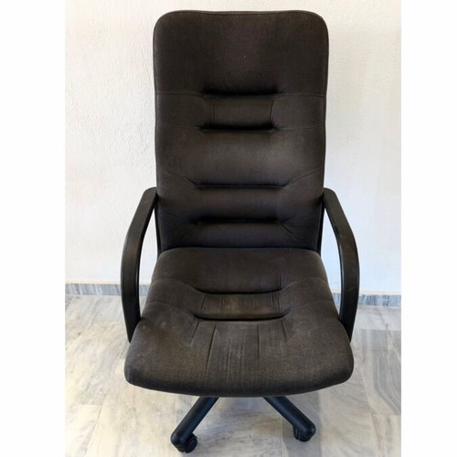 Executive office chair used with excellent mechanisms