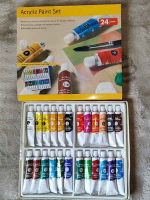 Комплект от 24 акрилни бои за рисуване като нови
