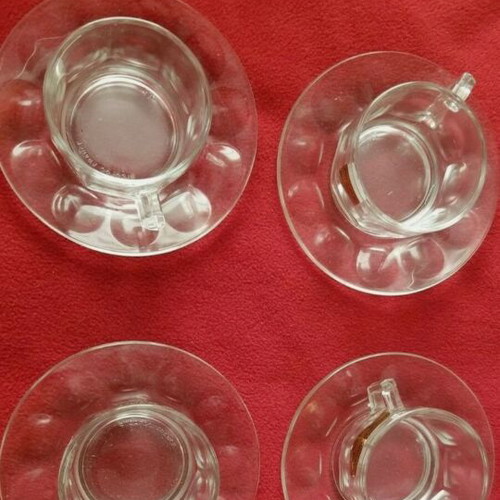 Arcoroc Vintage 1970s Coffee Cups and Saucers Set 8 Pieces New