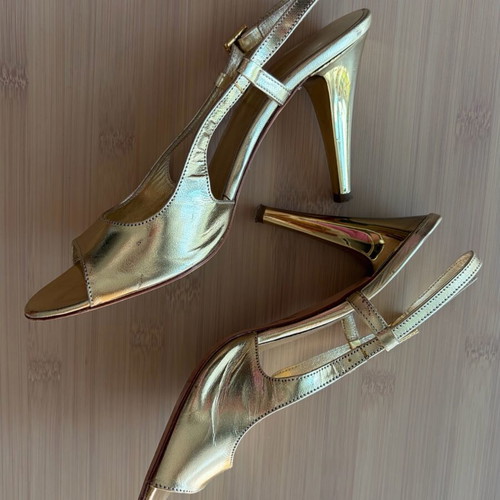 Mourtzi leather gold slingback sandals size 35 used with strass