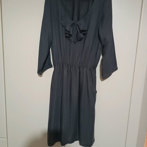 Zara gray mini dress like new with 3/4 sleeves and ruffles