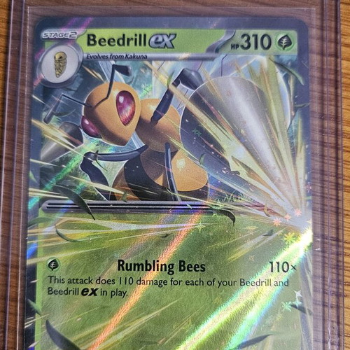 Beedrill ex Chaos Rising 003/086 new with sleeve and top loader