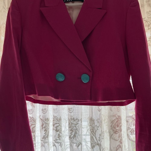 Zara short fuchsia jacket like new