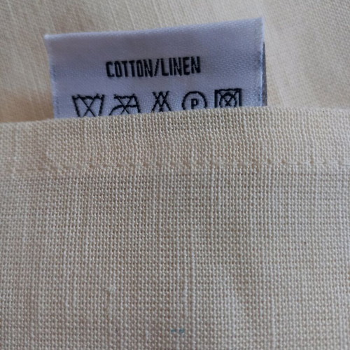 Raxevsky Home tablecloth new with 10 linen and cotton napkins