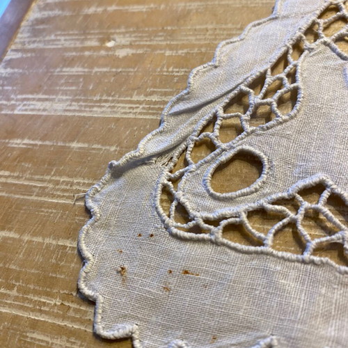 Authentic handmade Thracian table runner used with floral design