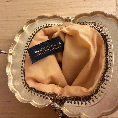 Vintage Glomesh coin purse gold color like new