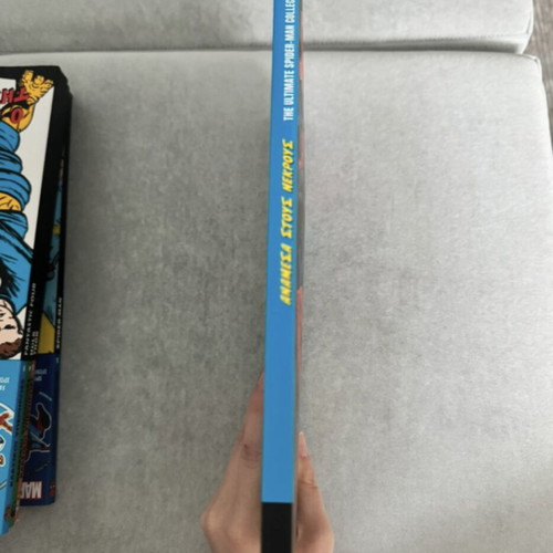 Comic Marvel Spider-Man Among the Dead like new (comic)