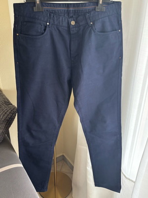 Zara straight line jeans navy blue like new, size 44