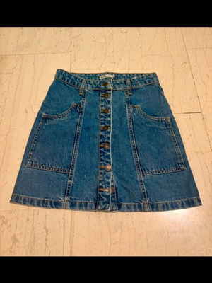 Stradivarius mini denim skirt XS like new, blue