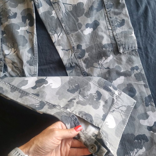 Military low-rise jeans Tommy Hilfiger size L like new