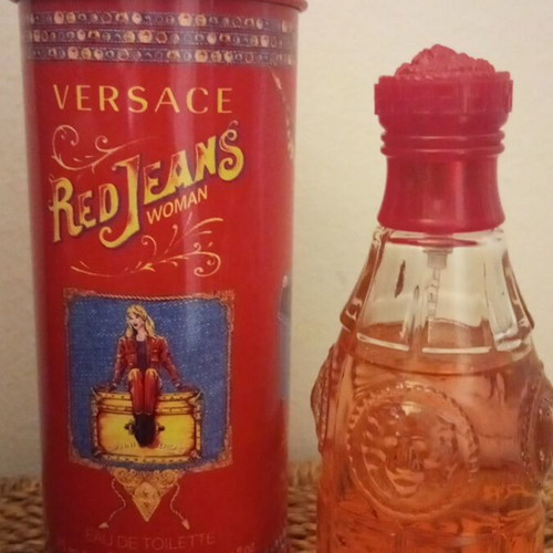 Versace Red Jeans Woman Eau de Toilette 75 ml like new