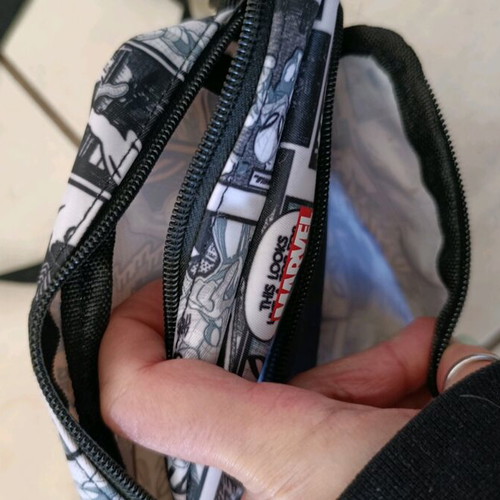 Marvel children's bag new, shoulder type, black and white