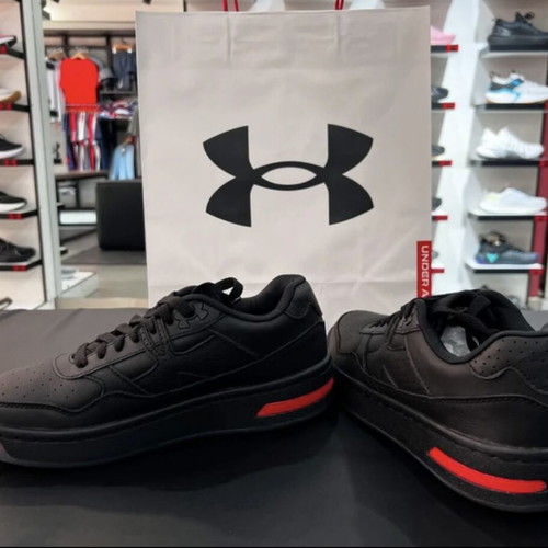 Under Armour Court 96 leather women's shoes size 37 new