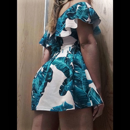 Fashion Mark short off-shoulder playsuit with ruffles, tropical pattern