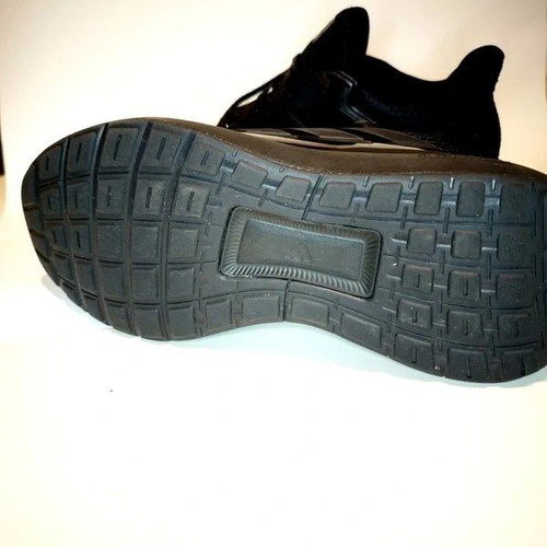 Adidas Ultimashow 2.0 sneakers size 39.5 like new, black