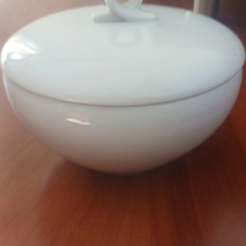 Porcelain decoration like new