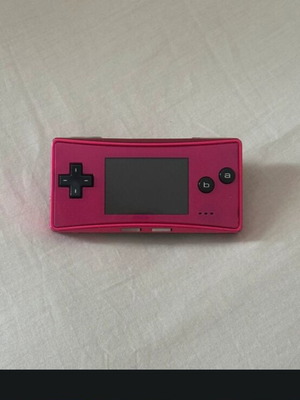 Game Boy Micro pink/fuchsia handheld console