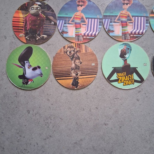 Chipicao Hotel Transylvania 2018 collectible caps set of 86, like new