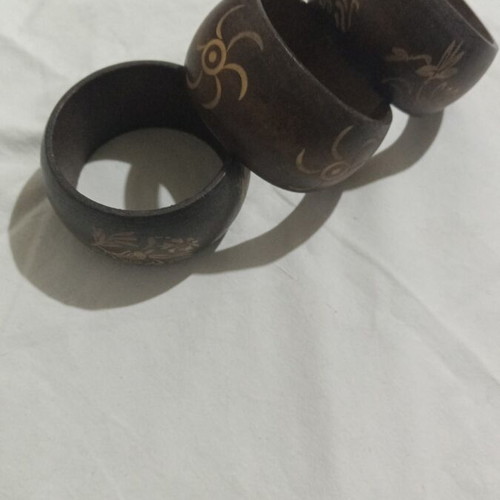 Wooden bracelets like new, set of 3