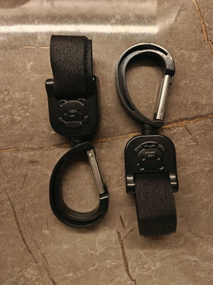 Set of 2 stroller carabiner hooks new
