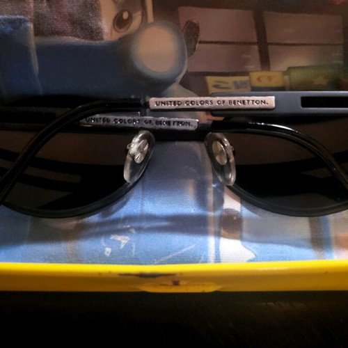 Benetton vintage children's sunglasses like new, black