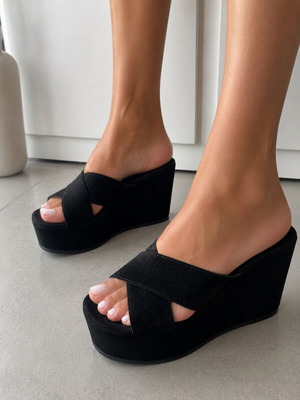 Arte Piedi leather suede platform sandals size 36 like new black