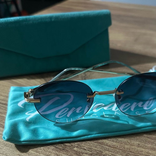 Pervedere sunglasses like new, unisex, uv400 lens, thin gold frame