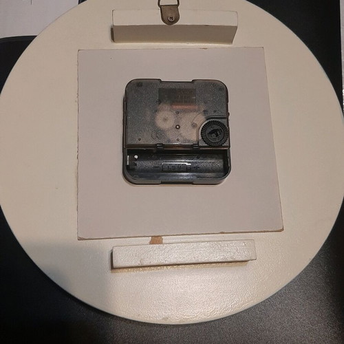 Children's room clock like new