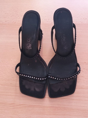Black sandals with rhinestones size 38, wide heel