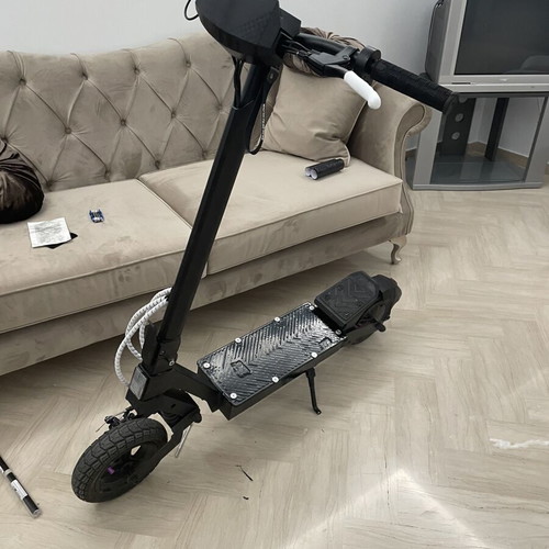 Kukirin G2 electric scooter like new, total black, 550 km