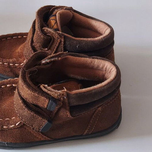 Children's shoes like new