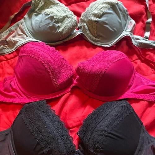 H&M Balcony Bras 3 Pieces Size 75C Like New, Lace Details