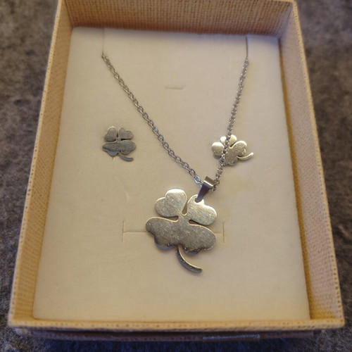 Jewelry set silver, new, unworn