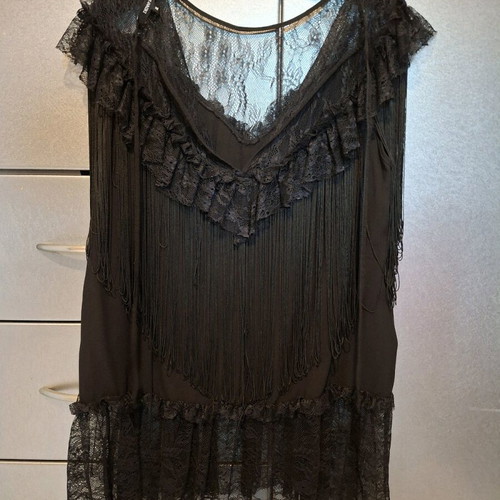 Denny Rose sleeveless blouse with fringes like new, black, size XL