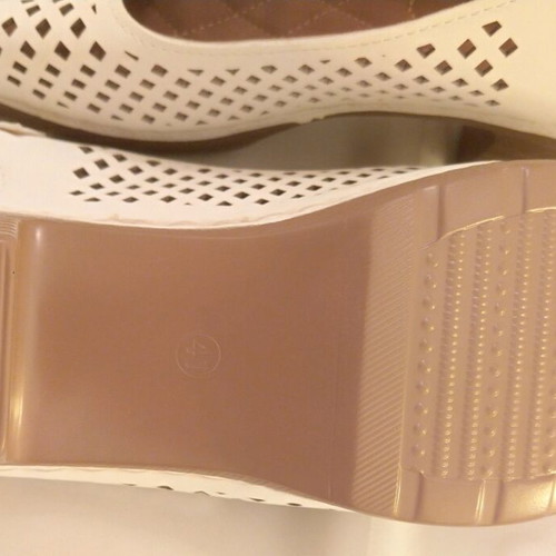 Women's white sandals size 41 new, anatomical and lightweight