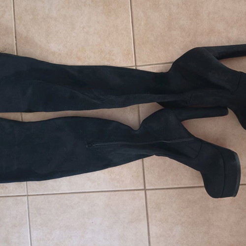 Sante over the knee boots black velvet, 15cm heel, like new