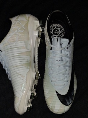 Νέες ποδοσφαιρικές παπούτσια Nike Mercurial Vapor XI CR7 μέγεθος 39