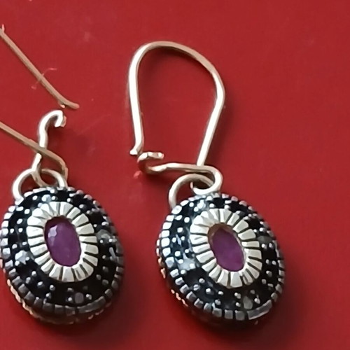 Earrings with rubies and diamonds vintage cut in 9k gold and 925 silver like new