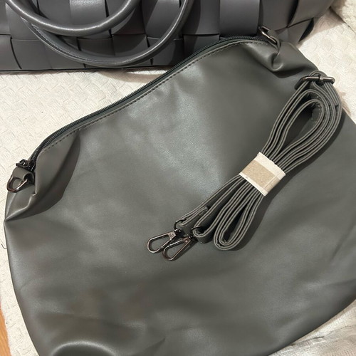 Women's shoulder bag grey with pouch new