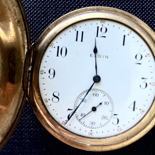 Elgin gold pocket watch, functional