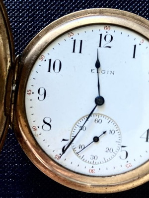 Elgin gold pocket watch, functional