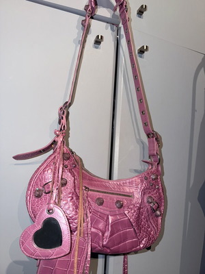 Balenciaga Le Cagolle Small Bag like new, pink, crossbody
