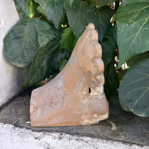 Old akrokeramo used with Parthenon design