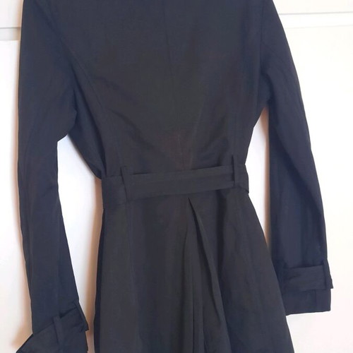 Black Benetton trench coat used, size 42 (S/M)