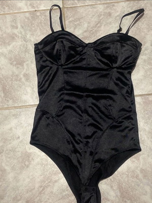 Black bodysuit new, size S