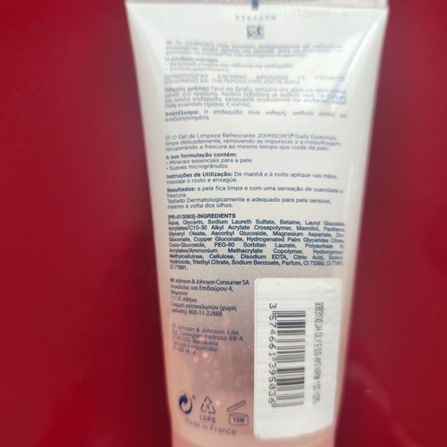 Johnson's Face and Eye Cleansing Gel 150ml new